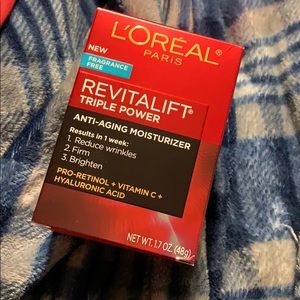L’Oréal Revitalift Triple Power